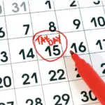 IMAGE OF A CALENDAR DEPICTING THE 15TH OF APRIL THE DEADLINE FOR TAXES